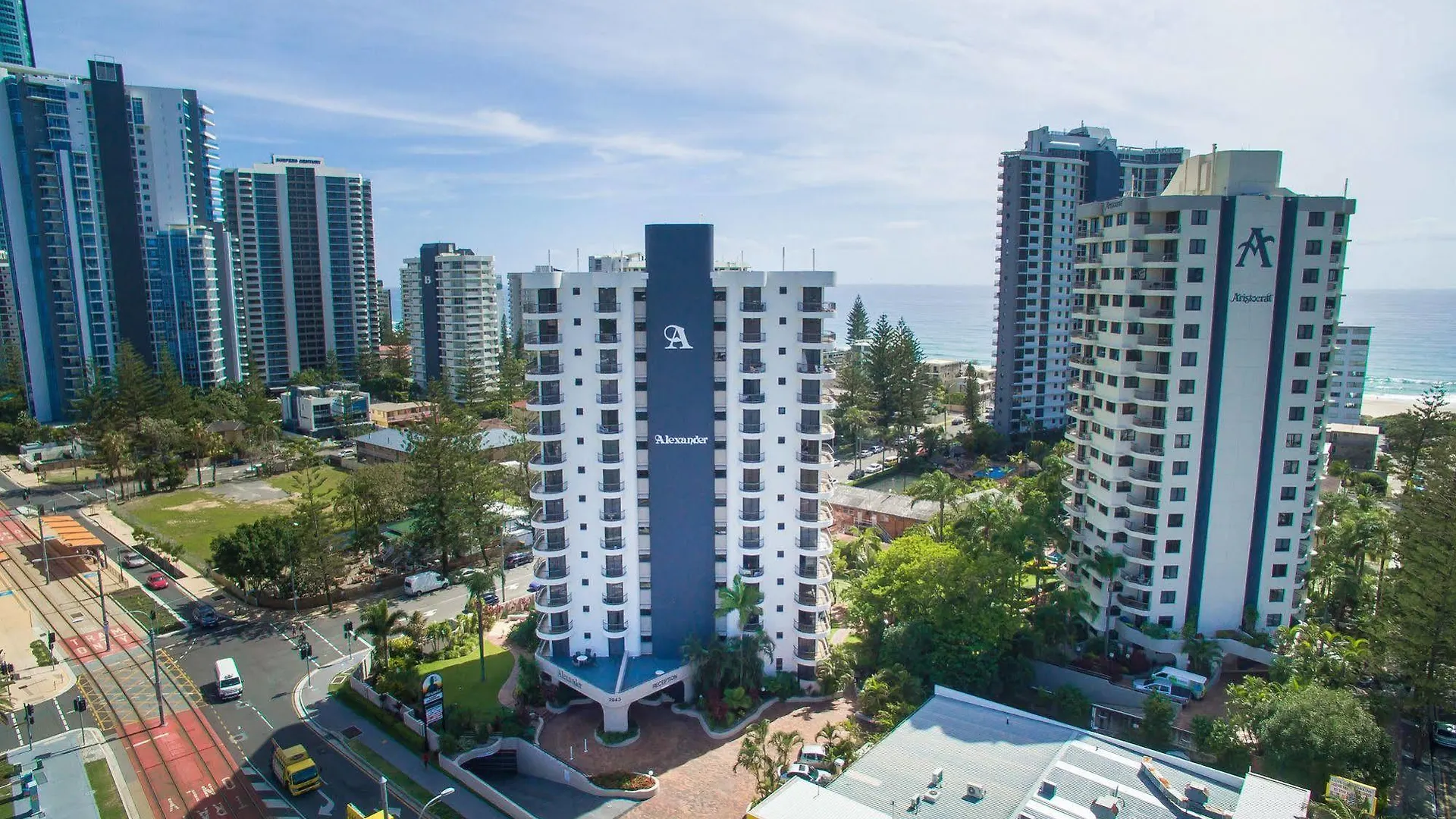 Alexander Holiday Apartments location