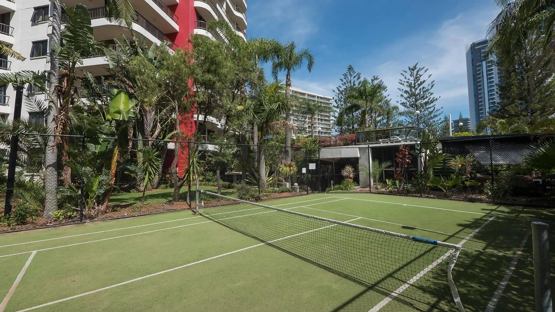 Alexander Holiday Apartments Gold Coast 3*,  Australia
