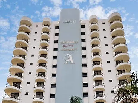 Alexander Holiday Apartments Gold Coast 3*,