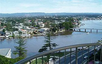 Alexander Holiday Apartments Gold Coast 3*,